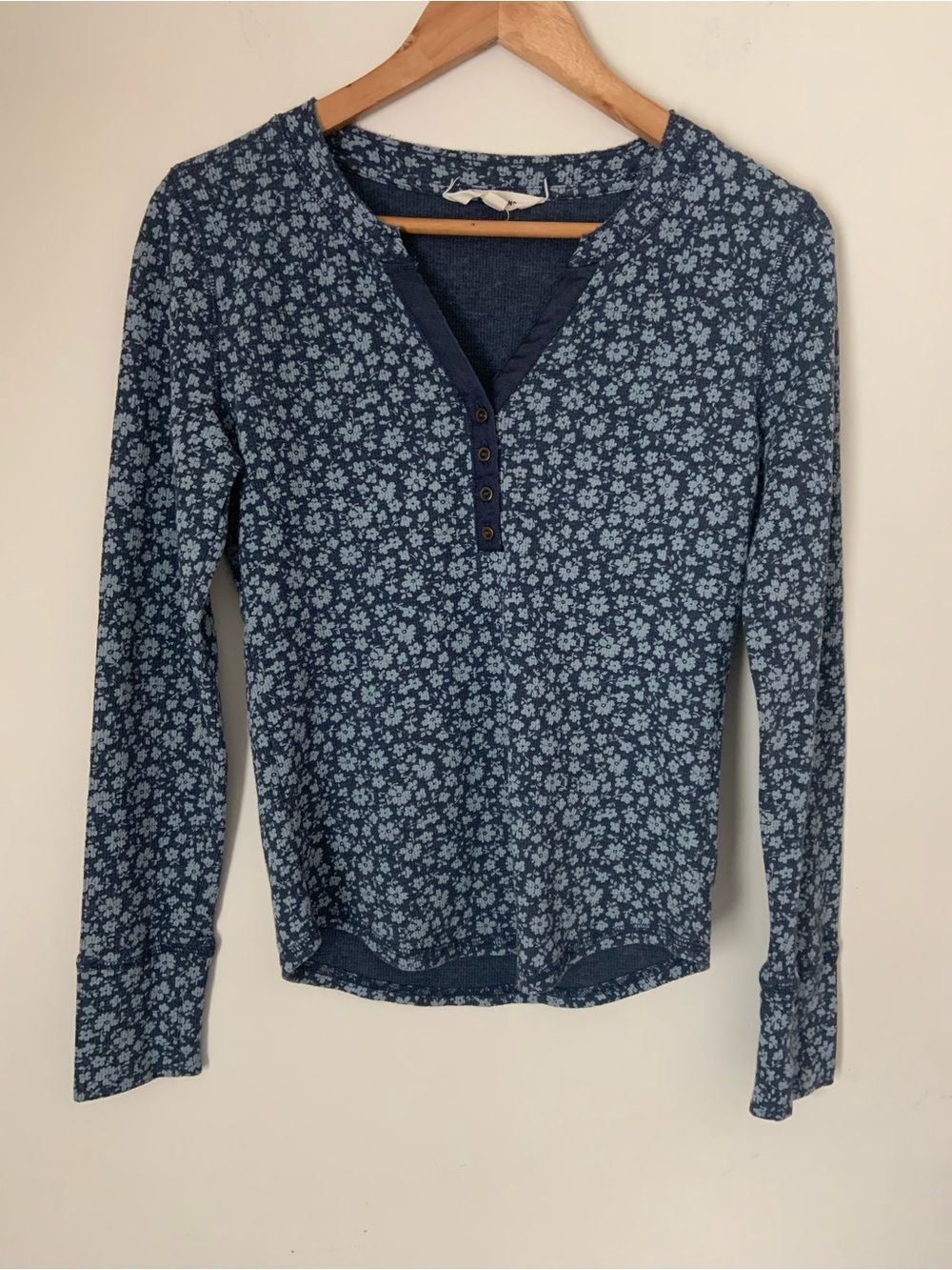 Lucky Brand Women Waffle Henley Blue Floral Long-Sleeve Henley Top S